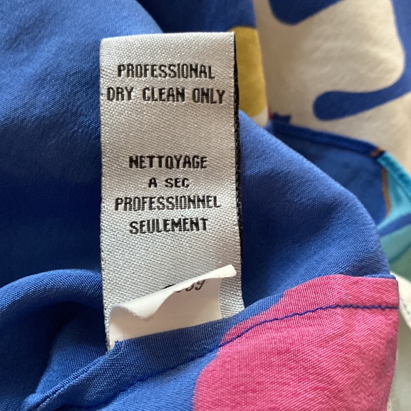 tibi Colorful Floral Silk Wrap Blouse๐๐๐ - Picture 10 of 10